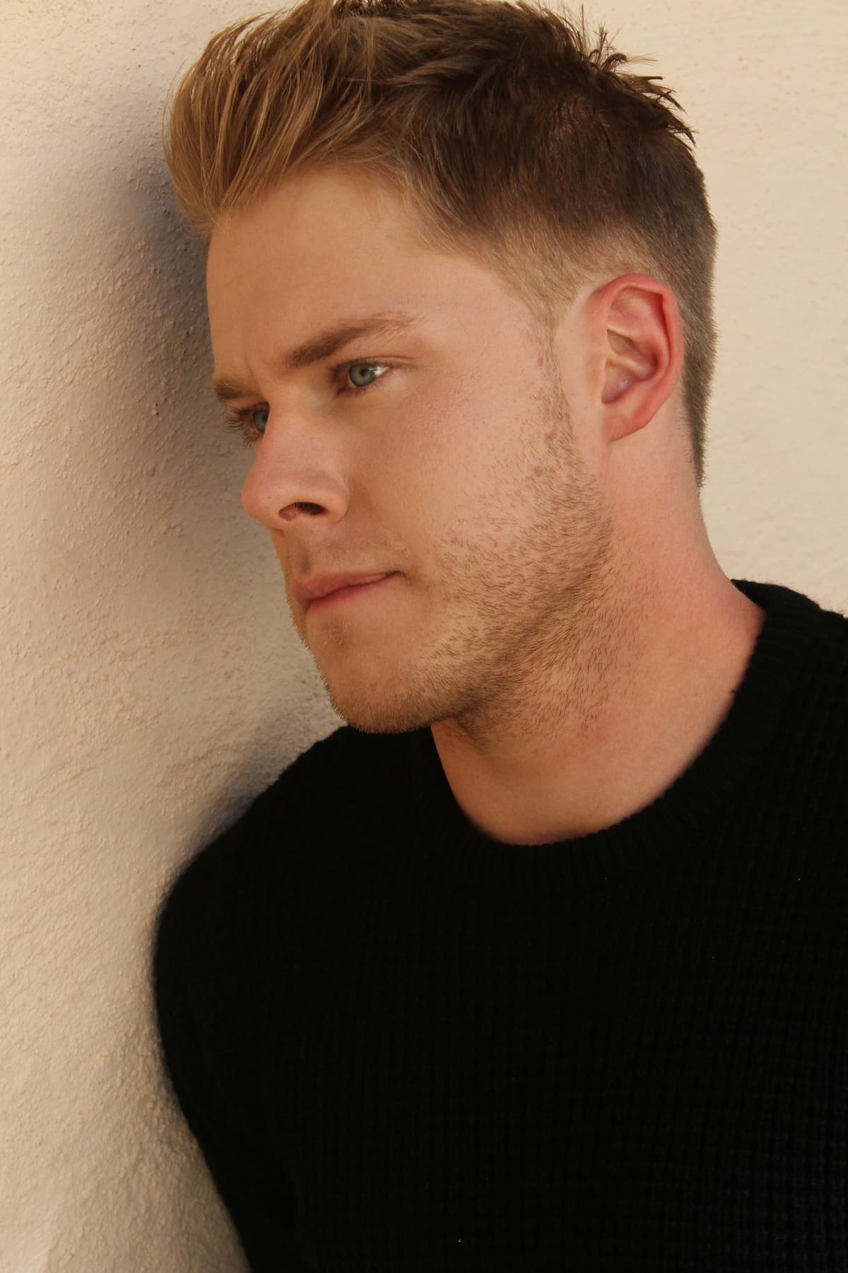 Bromie — modeling shot